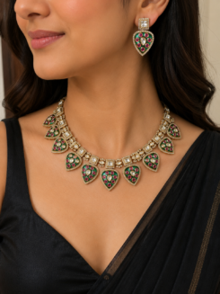 Royal Dew necklace Set