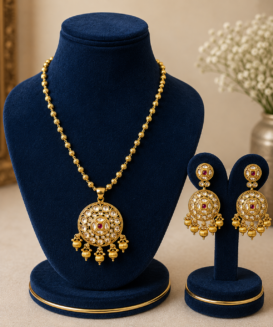 Crown Jewel Pendant Set